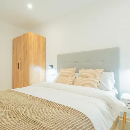 Ybh Lara Apartment Vilanova de Arousa